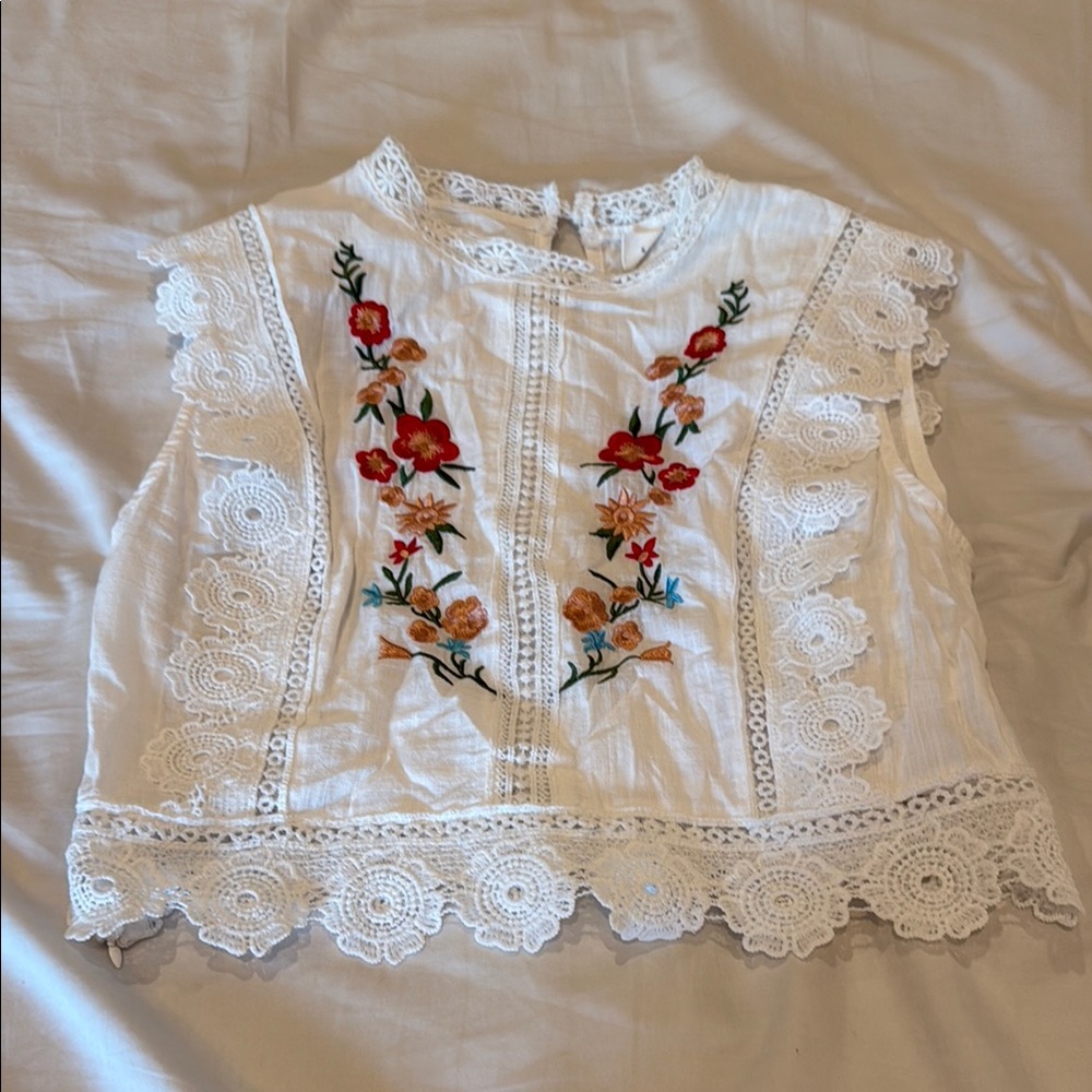 Embroidered Floral Lace Top